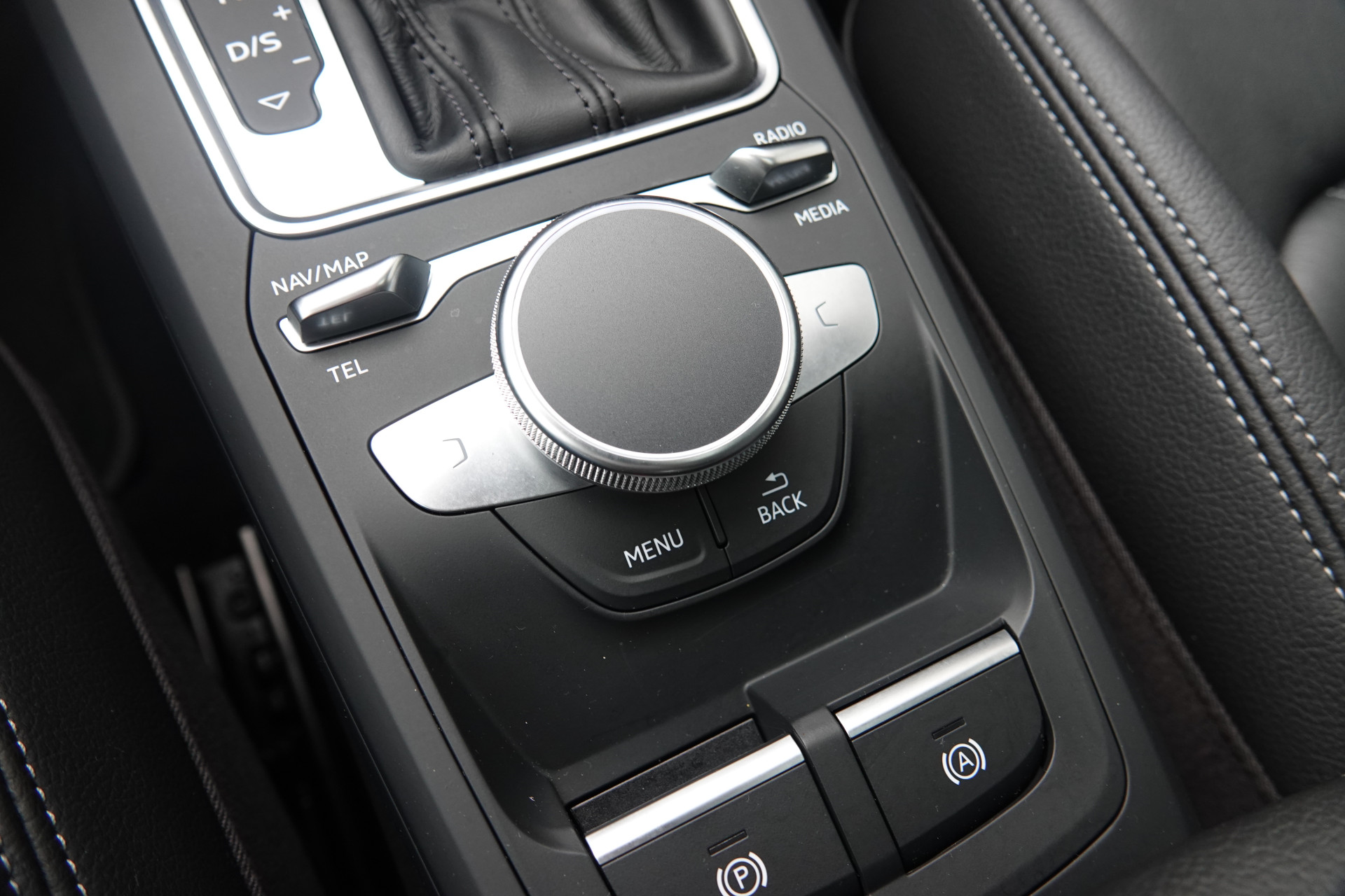 tweedehands Audi Q2 35 TFSI Edition one S-Line | Pano | ACC | Camera | B&O | Blindspot | Sfeer |  – beschikbaar bij Van de Velde Auto’s