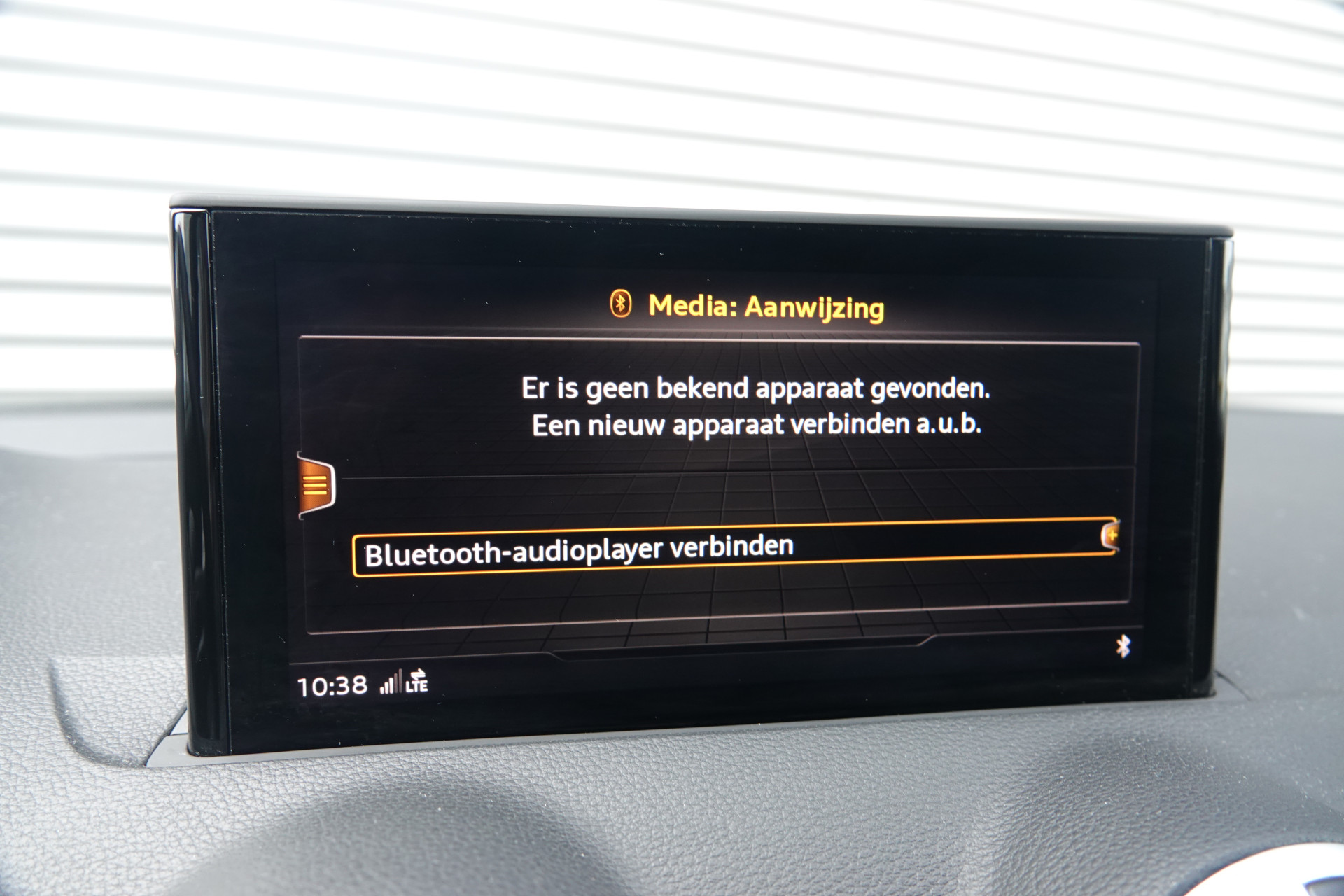 tweedehands Audi Q2 35 TFSI Edition one S-Line | Pano | ACC | Camera | B&O | Blindspot | Sfeer |  – beschikbaar bij Van de Velde Auto’s