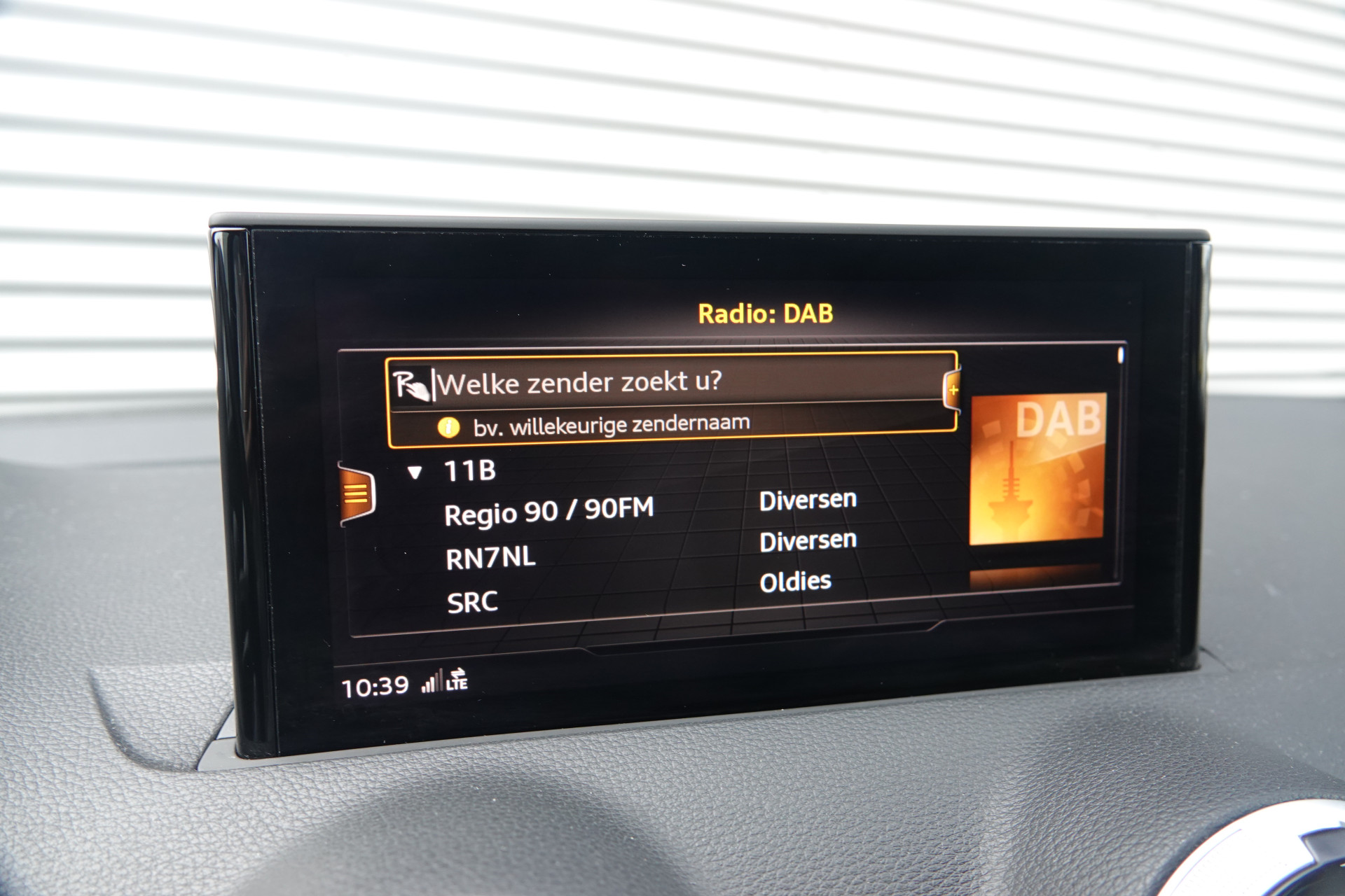 tweedehands Audi Q2 35 TFSI Edition one S-Line | Pano | ACC | Camera | B&O | Blindspot | Sfeer |  – beschikbaar bij Van de Velde Auto’s