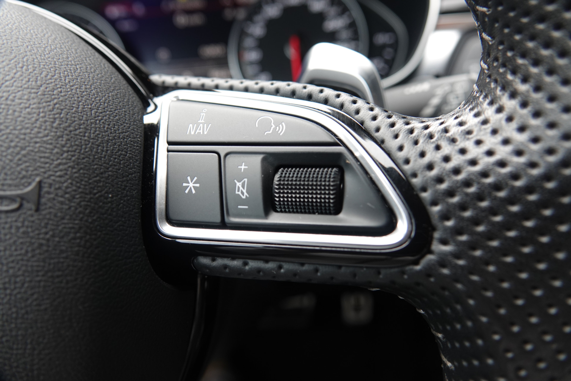 tweedehands Audi A6 Avant 4.0 TFSI RS 6 quattro Pro Line Plus | Pano | Bose | Akrapovic | Mat | Soft Close | Memory | ACC |  – beschikbaar bij Van de Velde Auto’s