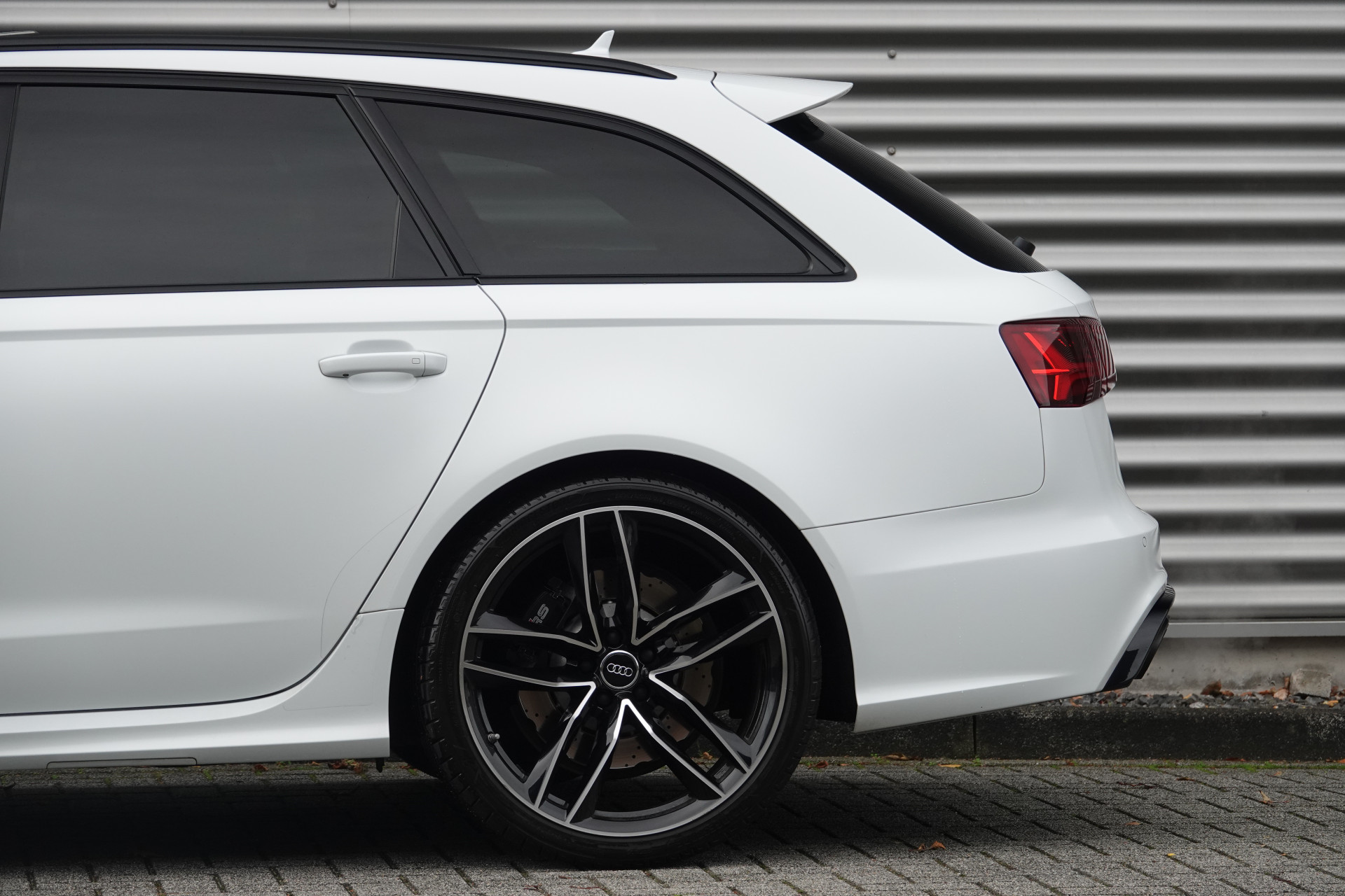 tweedehands Audi A6 Avant 4.0 TFSI RS 6 quattro Pro Line Plus | Pano | Bose | Akrapovic | Mat | Soft Close | Memory | ACC |  – beschikbaar bij Van de Velde Auto’s