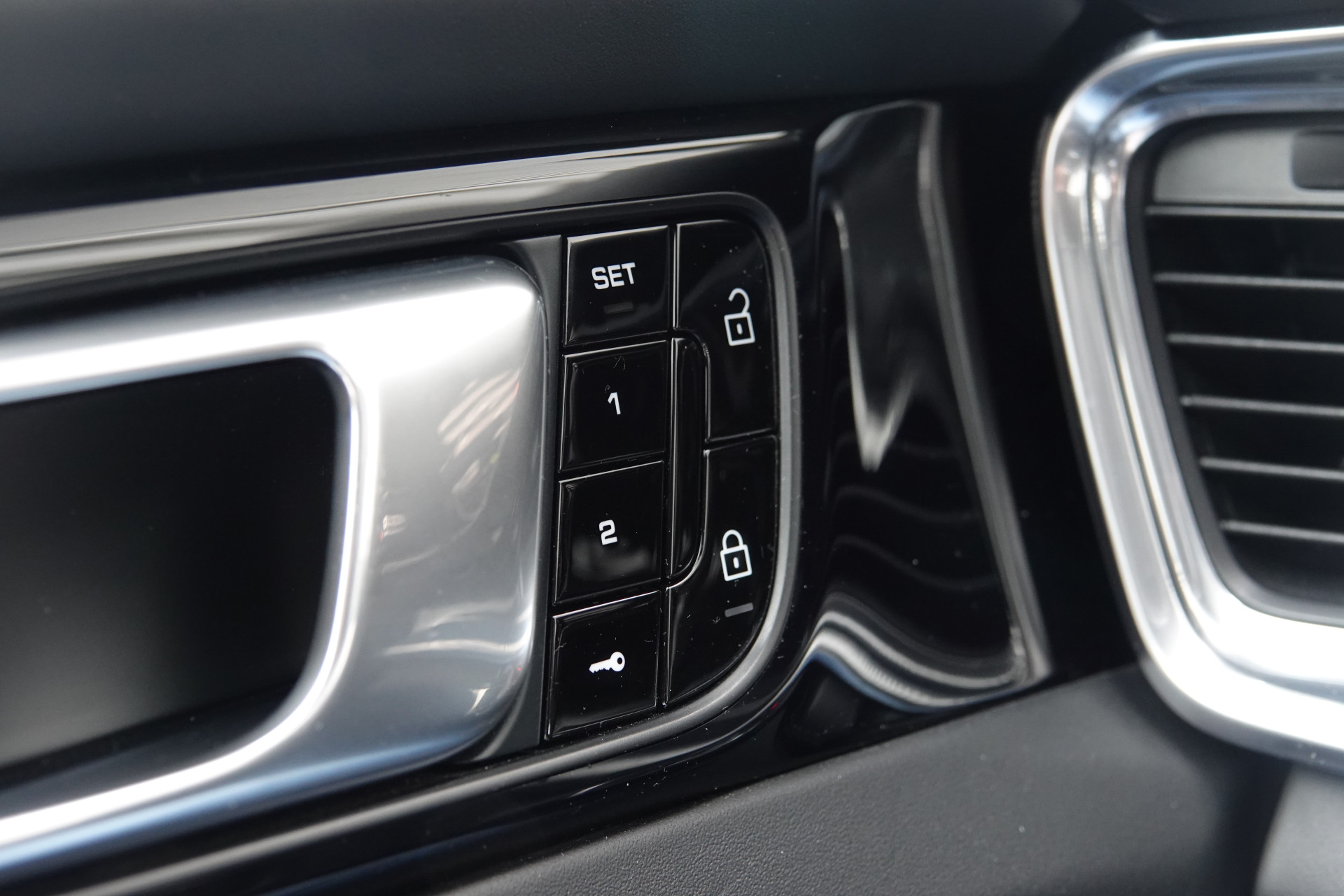 tweedehands Porsche Panamera Sport Turismo 2.9 4 E-Hybrid Sport Chrono | Pano | Soft Close | Ventilatie | Sportuitlaat | Bose | ACC | Memory |  – beschikbaar bij Van de Velde Auto’s