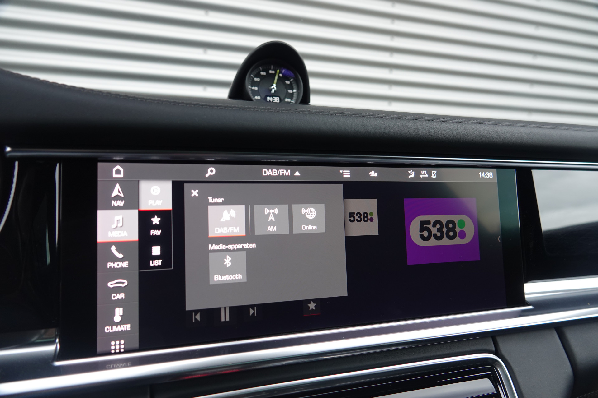 tweedehands Porsche Panamera Sport Turismo 2.9 4 E-Hybrid Sport Chrono | Pano | Soft Close | Ventilatie | Sportuitlaat | Bose | ACC | Memory |  – beschikbaar bij Van de Velde Auto’s