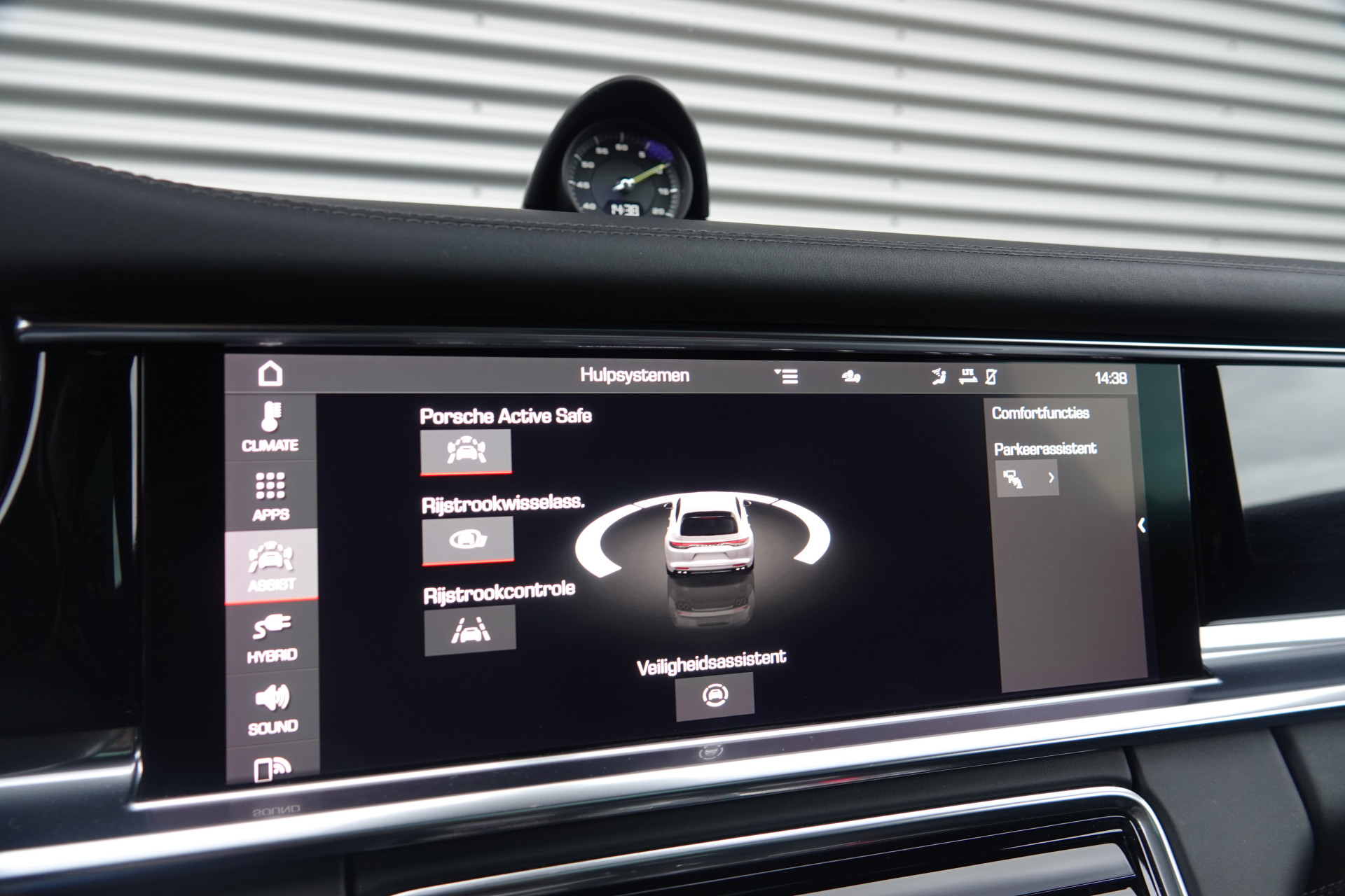 tweedehands Porsche Panamera Sport Turismo 2.9 4 E-Hybrid Sport Chrono | Pano | Soft Close | Ventilatie | Sportuitlaat | Bose | ACC | Memory |  – beschikbaar bij Van de Velde Auto’s