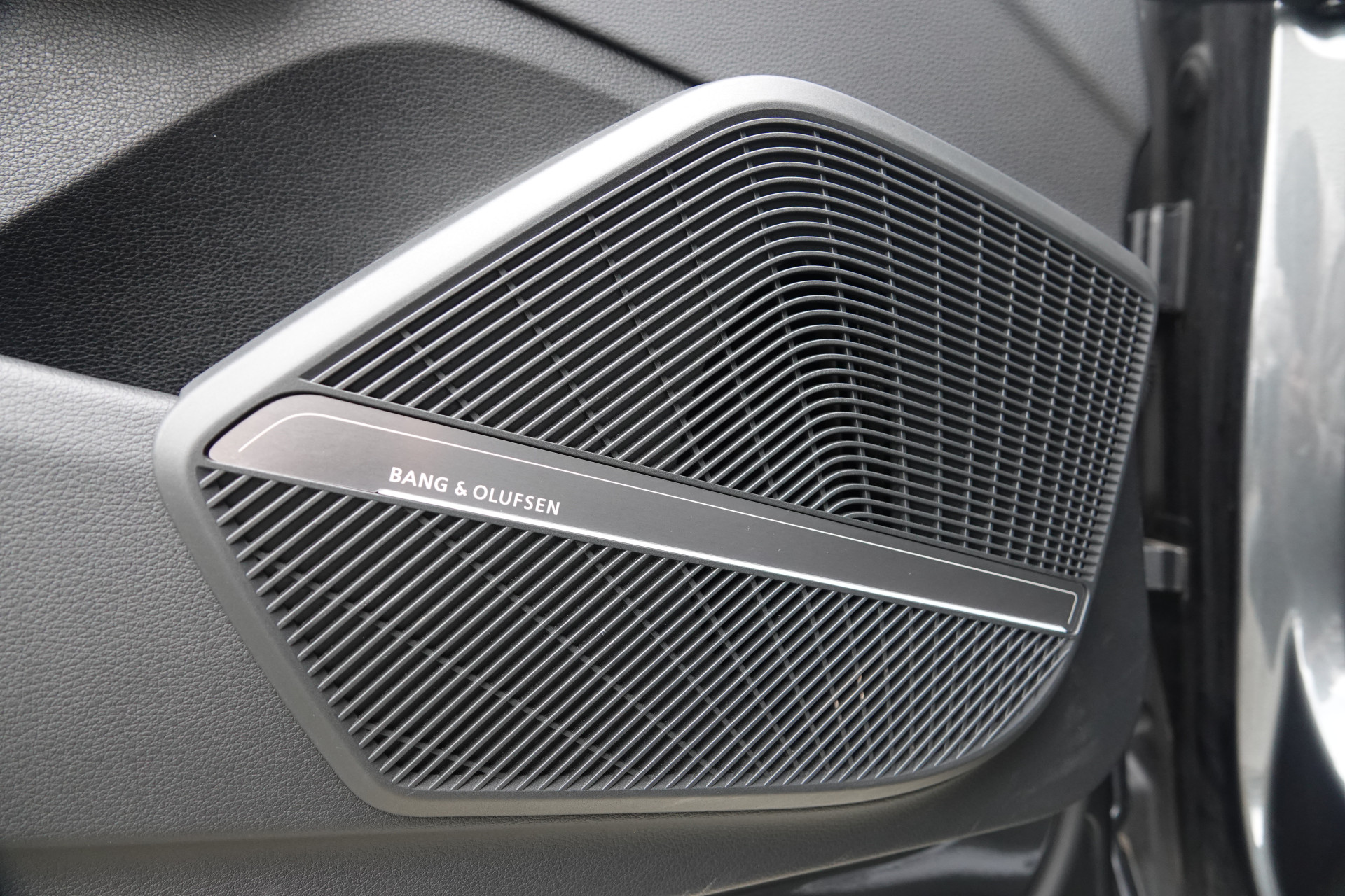 tweedehands Audi Q5 Sportback 50 TFSI e S edition | Sportstoelen | Luchtvering | B&O | Camera | S-Line |  – beschikbaar bij Van de Velde Auto’s