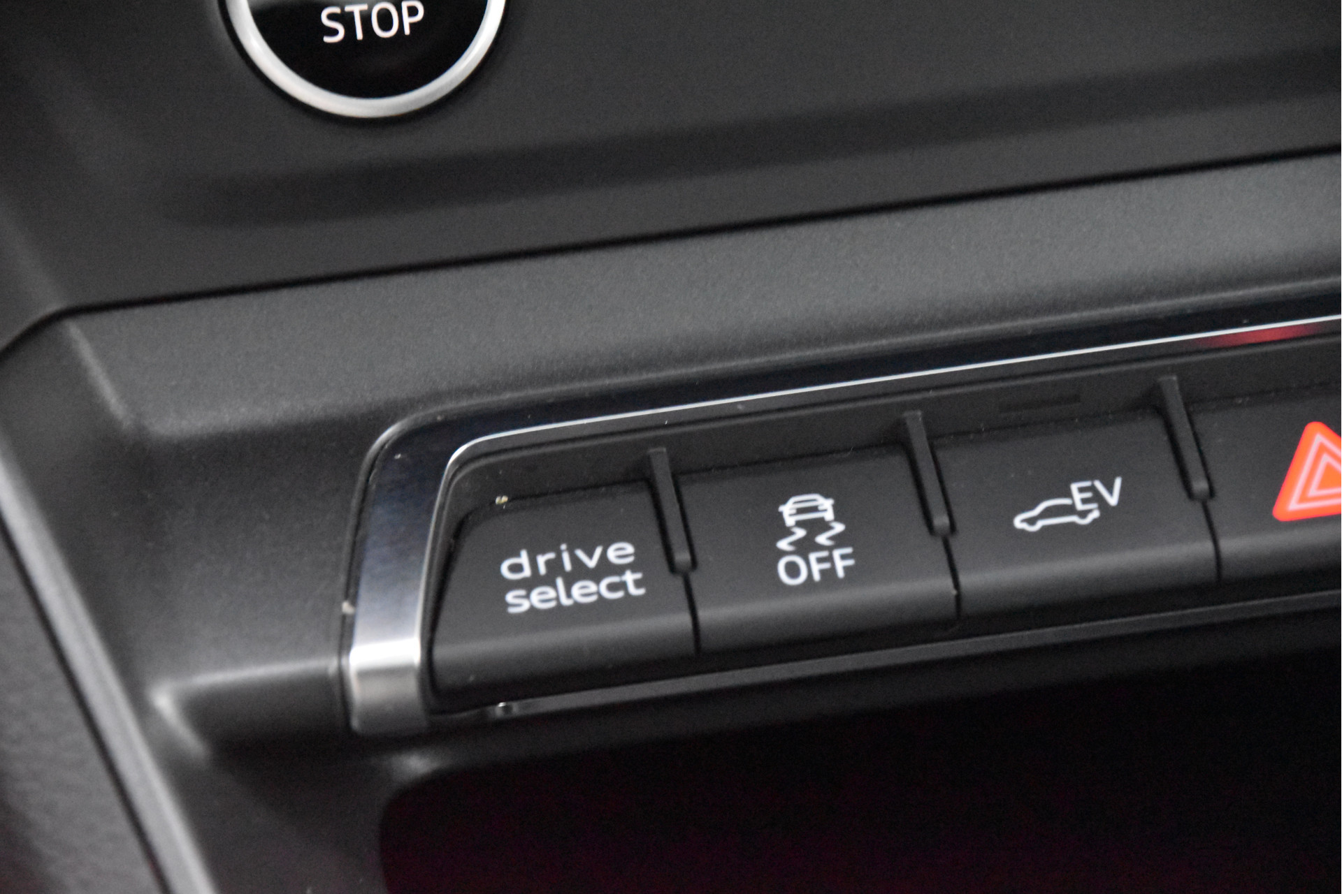 tweedehands Audi Q3 Sportback 45 TFSI e S edition | Panoramadak | Leder | Adapitve Cruise | Nieuwstaat ! |  – beschikbaar bij Van de Velde Auto’s