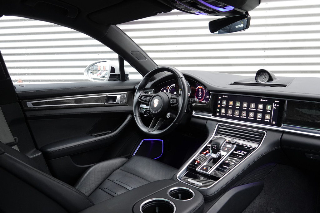 tweedehands Porsche Panamera Sport Turismo 2.9 4S E-Hybrid | Pano | Burmester | Schermen Achter | Achterasbesturing | Massage | Ventilatie | ACC | NP € 214.186 |  – beschikbaar bij Van de Velde Auto’s