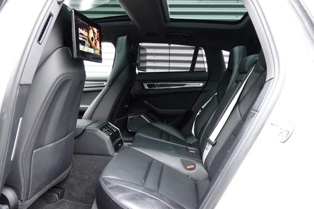 tweedehands Porsche Panamera Sport Turismo 2.9 4S E-Hybrid | Pano | Burmester | Schermen Achter | Achterasbesturing | Massage | Ventilatie | ACC | NP € 214.186 |  – beschikbaar bij Van de Velde Auto’s