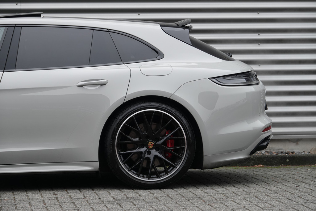 tweedehands Porsche Panamera Sport Turismo 2.9 4S E-Hybrid | Pano | Burmester | Schermen Achter | Achterasbesturing | Massage | Ventilatie | ACC | NP € 214.186 |  – beschikbaar bij Van de Velde Auto’s