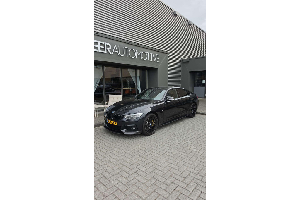 57101156